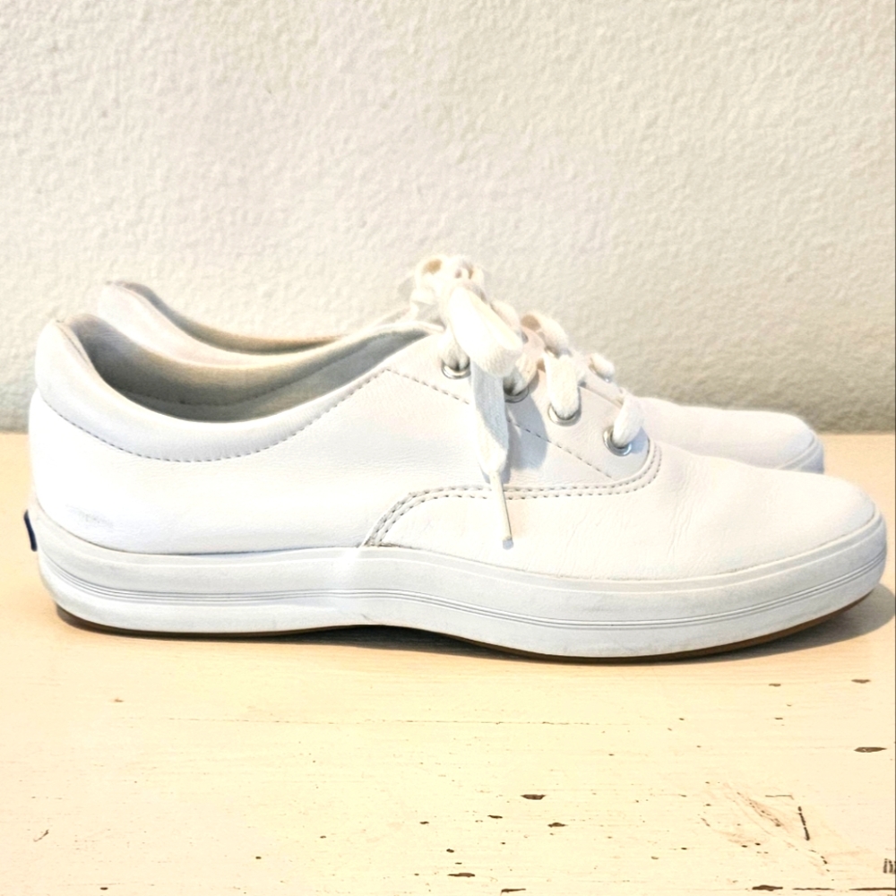 Worn Twice - KEDS - White Lace-up Leather Sneakers- Size 7 Womens - Picture 4 of 10